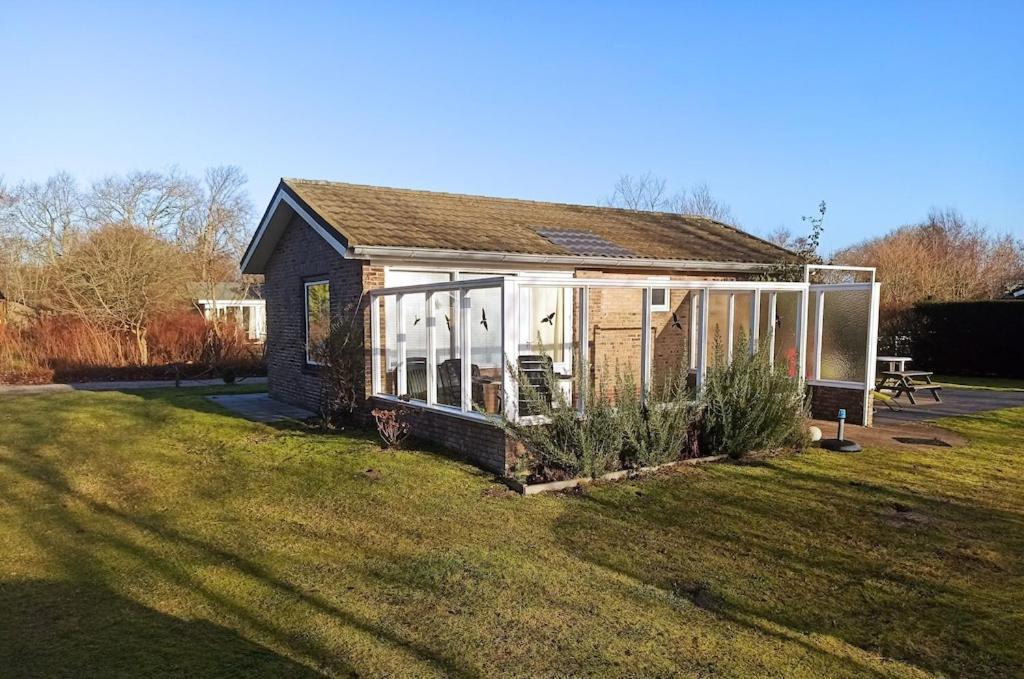 Vakantiehuis Hollum Ameland Dichtbij Strand En Met Ruime Tuin - Ameland39 Nl Exterior foto